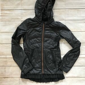 Luluemon Spring Fling Puff Down Jacket - Sz 4 Hood